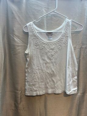 Talbots White Embroidered Scoop Neck Tank